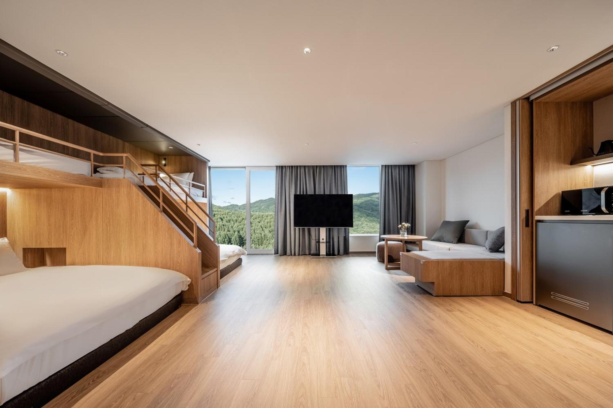 Phoenix Resort Πιόνγκτσανγκ Εξωτερικό φωτογραφία